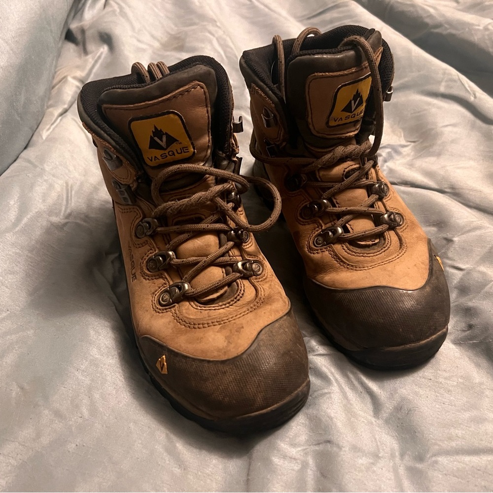 Vasque Wasatch 7177 Gore-Tex Trail Hiking Boots Women's Sz 6.5 M Vibram Sole